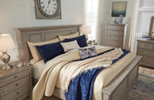 Load image into Gallery viewer, Robbinsdale Five Drawer Chest
