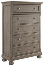 Load image into Gallery viewer, Robbinsdale Five Drawer Chest
