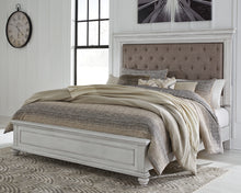 Load image into Gallery viewer, Kanwyn  Panel Bed
