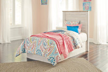 Load image into Gallery viewer, Willowton / Panel Headboard With Mirrored Dresser, Chest And Nightstand
