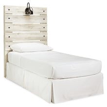 Load image into Gallery viewer, Cambeck  Panel Headboard With Mirrored Dresser And Chest
