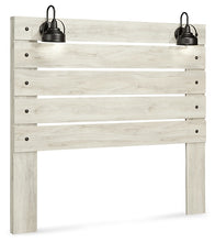 Load image into Gallery viewer, Cambeck  Panel Headboard With Mirrored Dresser And Chest
