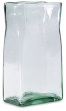 Load image into Gallery viewer, Taylow Vase
