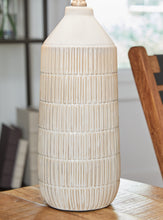 Load image into Gallery viewer, Willport Ceramic Table Lamp (2/CN)
