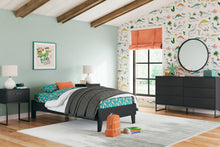 Load image into Gallery viewer, Socalle  Platform Bed

