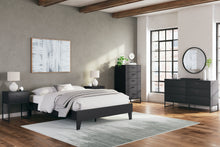Load image into Gallery viewer, Socalle  Platform Bed
