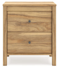 Load image into Gallery viewer, Bermacy Queen Panel Headboard with Dresser, Chest and Nightstand
