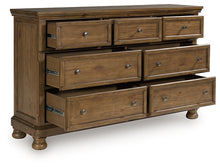 Load image into Gallery viewer, Feddinger Dresser
