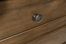 Load image into Gallery viewer, Feddinger Dresser
