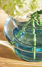 Load image into Gallery viewer, Vallmen Vase
