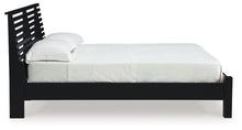 Load image into Gallery viewer, Danziar Full Slat Panel Bed
