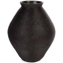 Load image into Gallery viewer, Hannela Vase
