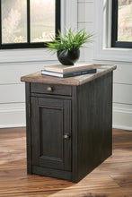 Load image into Gallery viewer, Tyler Creek Coffee Table with 1 End Table
