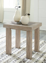 Load image into Gallery viewer, Hennington Coffee Table with 2 End Tables
