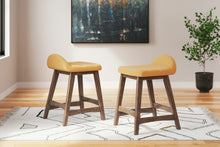 Load image into Gallery viewer, Lyncott Counter Height Dining Table and 4 Barstools
